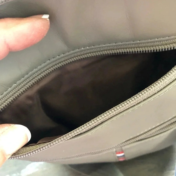 Montauk Leather Club Genuine Leather Adjustable Crossbody,3 zip pockets,unisex - Picture 5 of 11